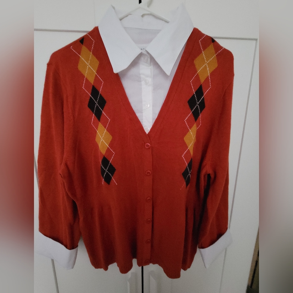 V-Neck collar 2 in 1 Sweater